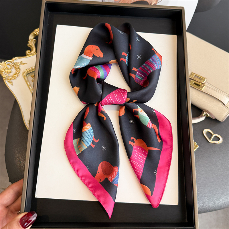 Fashion Wiener Dog Print Banda - Scarf Silk Square recension och pris