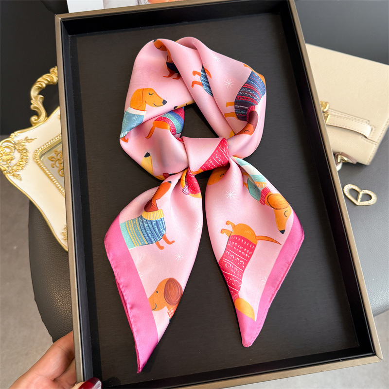 Fashion Wiener Dog Print Banda - Scarf Silk Square recension och pris